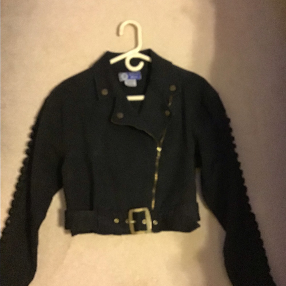I.O.U Vintage black short denim jacket
